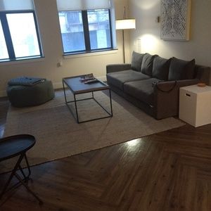 Meet your Posher, Andrea